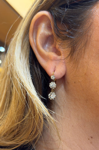 Boucles d'oreilles Boucles d’oreilles dormeuses 3 diamants or 18 carats 58 Facettes