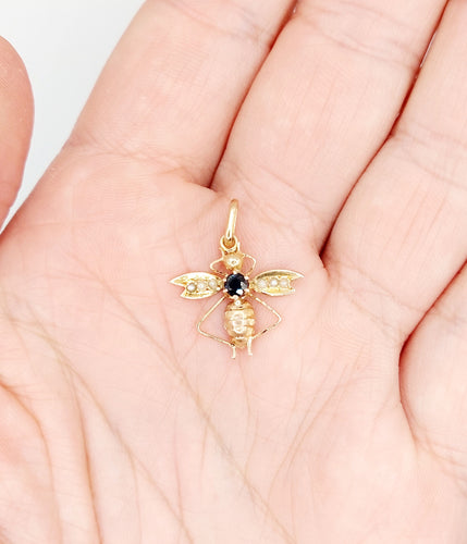 Pendentif Pendentif abeille victorien en or rose 18k avec saphir et perles 58 Facettes A06256