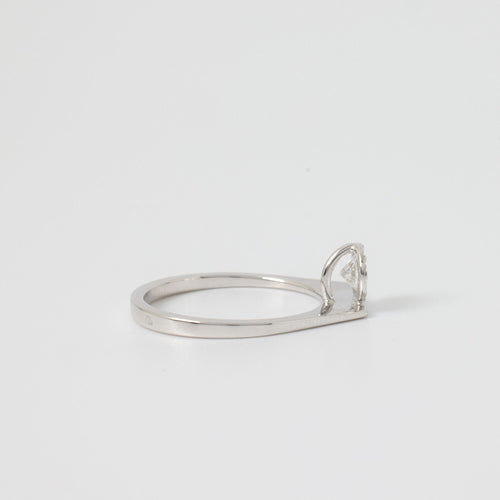 Bague 52 SOLITAIRE DIAMANT OR GRIS 18K 58 Facettes