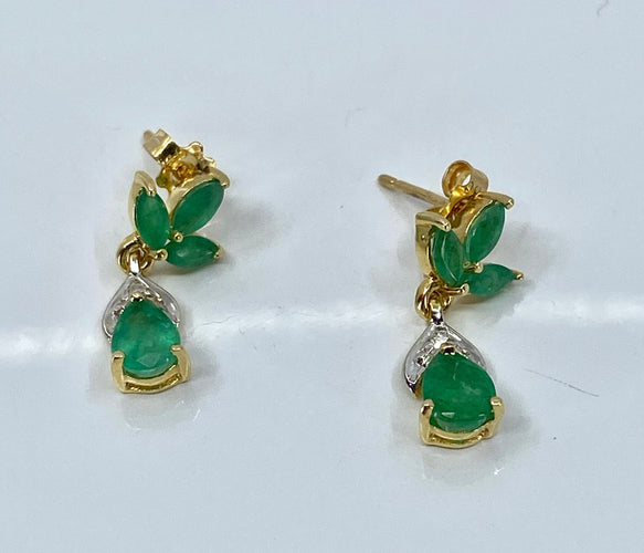 Boucles d'oreilles Boucles d’oreilles en or jaune, émeraudes et diamants 58 Facettes AB641