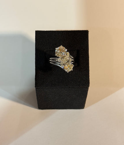 Bague Bague ancienne en platine et diamants 58 Facettes