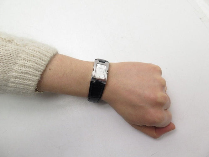 Montre montre FRED r12 100 quartz 30 mm en acier palladie cuir croco quartz 58 Facettes 241316