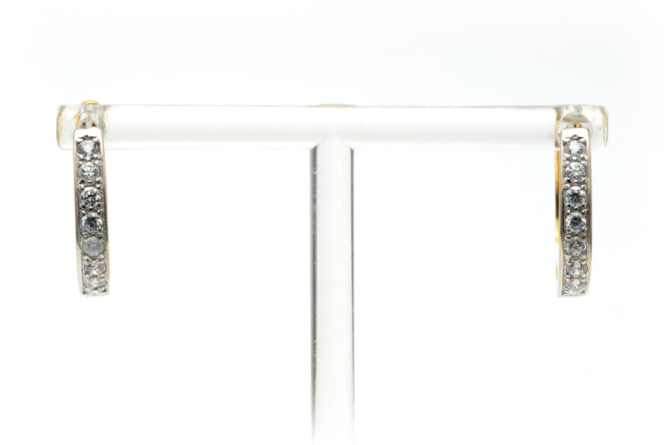 Boucles d'oreilles contemporaines serties de diamants en or jaune et blanc 18k