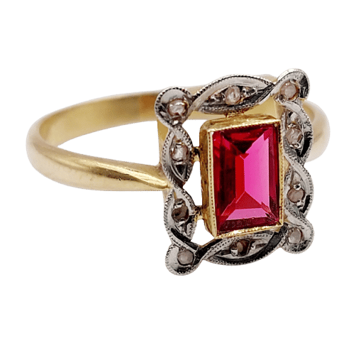 Bague 55 Bague Art Déco or jaune, pierre rouge et diamants taille rose (circa 1920) 58 Facettes A06255