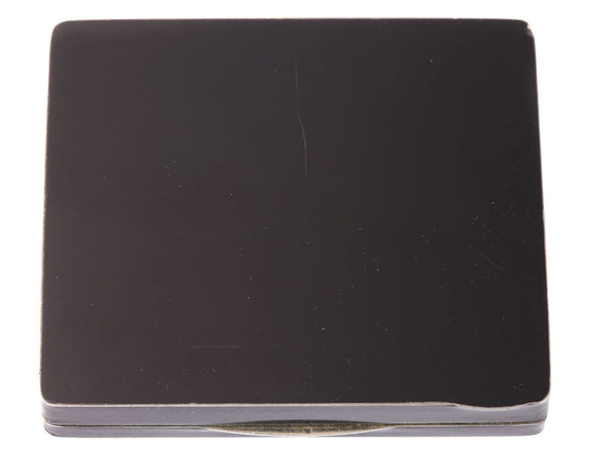 Drame déco : l'étui à cigarettes de 1928 qui murmure les secrets de MacArthur