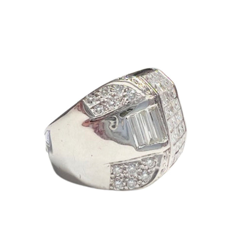 Bague 54 Bague contemporaine en or du 20ème siècle avec diamants 58 Facettes A2654