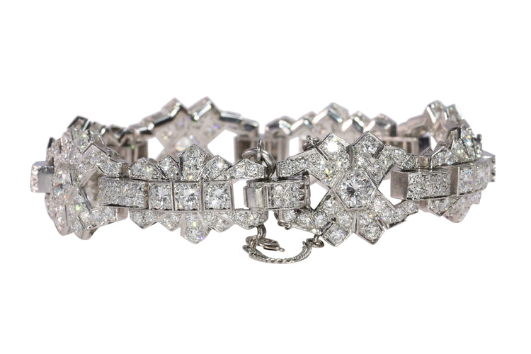 Échos Art Déco : un bracelet belge en platine des années 1950