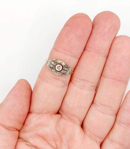 Bague 55 Bague art déco or jaune et diamant 58 Facettes A05705