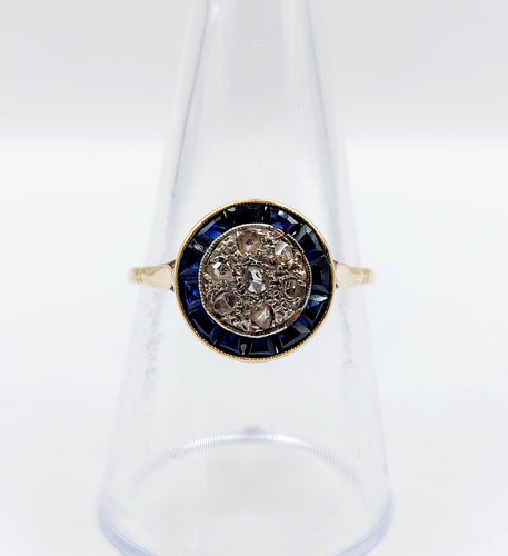 Bague 56.5 Bague cible art déco or jaune, diamants et saphirs calibrés synthétiques 58 Facettes A05652