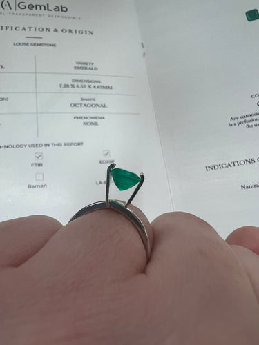 Émeraude colombienne certifiée 1,47 carat 58 Facettes COL-03