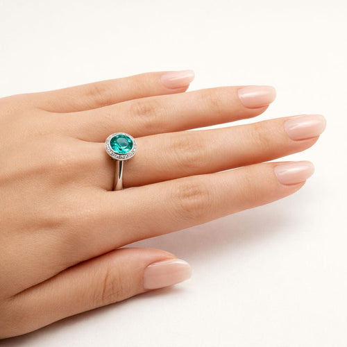 Bague 54 Bague contemporaine « Lumière d’émeraude » en or blanc, diamants et émeraude 58 Facettes 50345
