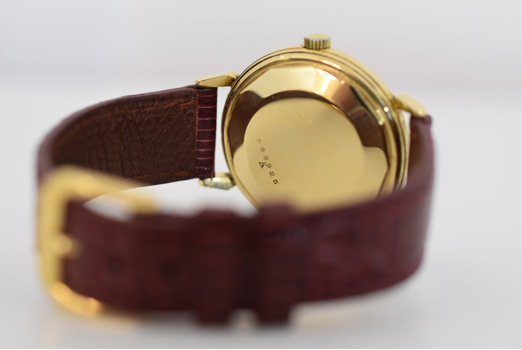 Montre Jaeger-LeCoultre - Montre homme Power Reserve "40 heures", or jaune, 1953 58 Facettes JLC-300