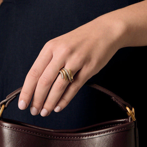 Bague godrons en Or jaune et diamants