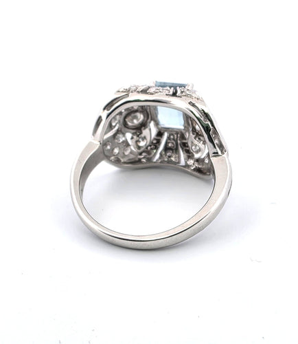 Bague 55 Bague en or blanc 18 carats avec aigue-marine et diamants 58 Facettes