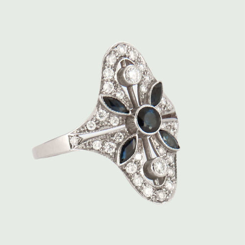 Bague BAGUE EN OR 18 KT DE STYLE ART DÉCO avec DIAMANTS et SAPHIRS 58 Facettes DF21