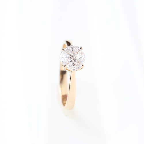 Bague en or rose sertie de diamants taille marquise et princesse