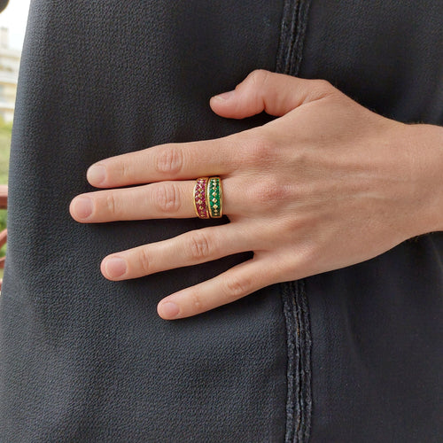 Bague 51 HENRI MARTIN (attribué à) Bague jonc émeraudes et or jaune 58 Facettes 5