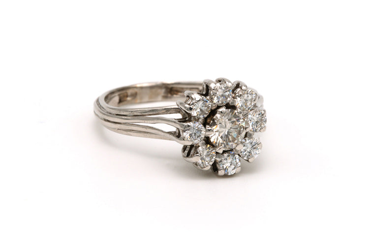 Bague 55 Bague Années 70 or blanc sertie de diamants (+/- 0.71 ct) 58 Facettes 20058