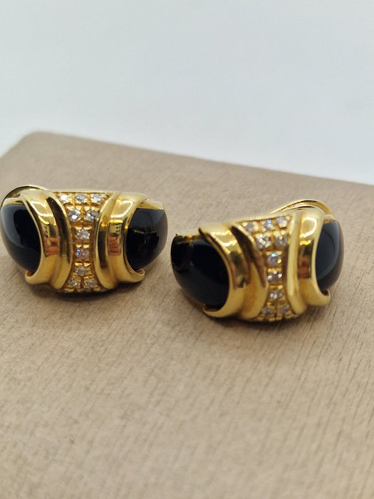 Boucles d'oreilles Clips de boucles d'oreilles vintage en or jaune, onyx et diamants des années 1980 58 Facettes