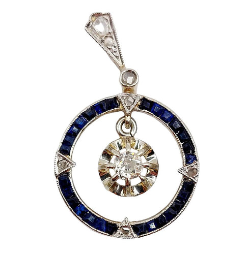 Pendentif Pendentif cible Art Déco or blanc, diamants, saphirs calibrés (circa 1920) 58 Facettes A05269
