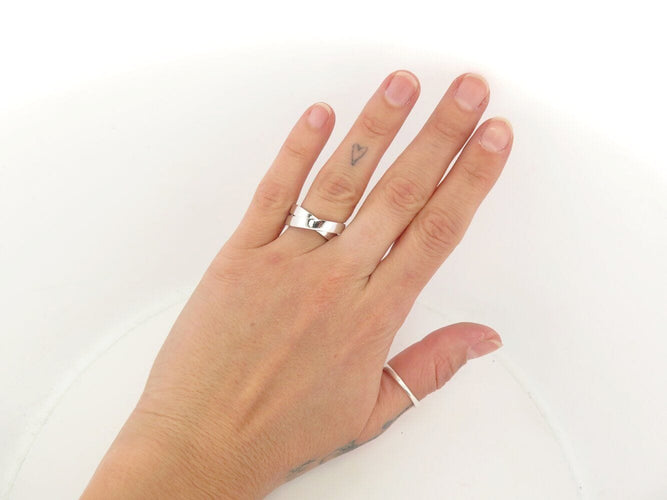 Bague 53 bague CARTIER nouvelle vague en or blanc 18k 15.7gr t53 58 Facettes 271829