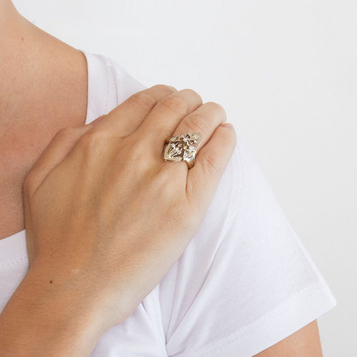 Bague 54 Bague marquise or jaune et blanc diamants 58 Facettes