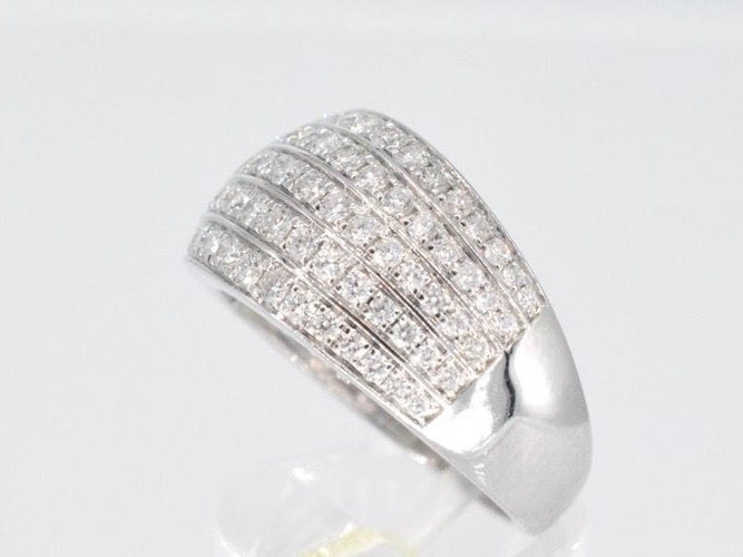 Bague 54 Bague en or blanc avec diamants 58 Facettes 2083