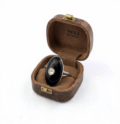 Bague 55 Bague en platine avec onyx et diamant central 58 Facettes