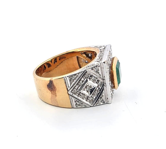 Bague 55 Bague en or jaune avec émeraude et diamants 58 Facettes