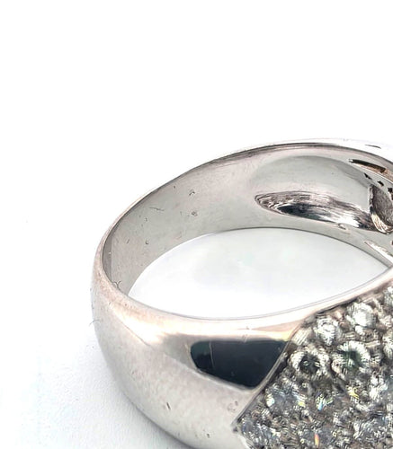 Bague 56 Bague en or blanc avec diamants 58 Facettes