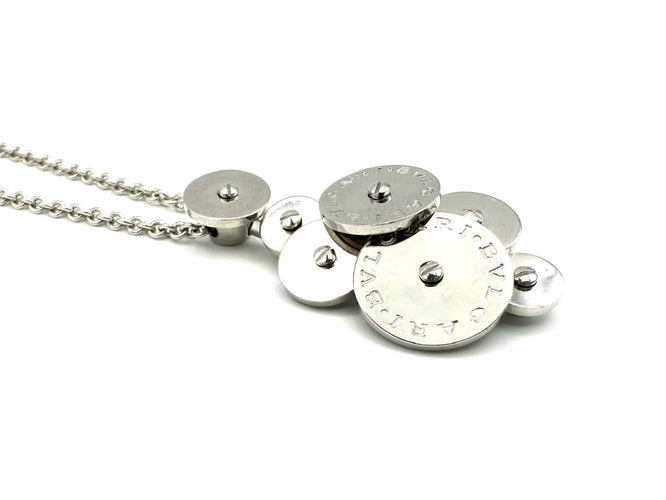 Collier BVLGARI. Collection « Cicladi », collier en or blanc 18 carats 58 Facettes