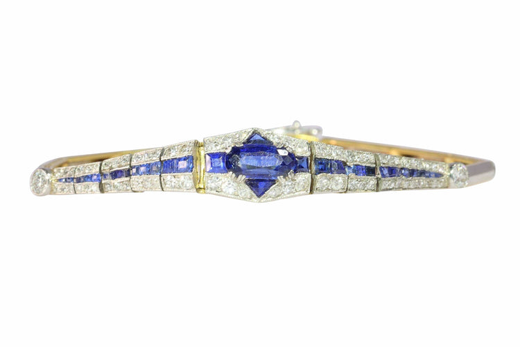 Bracelet Bracelet des années 1920 : une fusion de saphirs et de diamants 58 Facettes 13042-0008