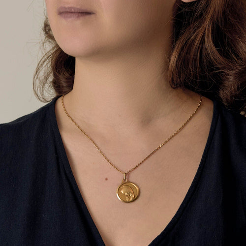 Augis - Médaille religieuse en or jaune