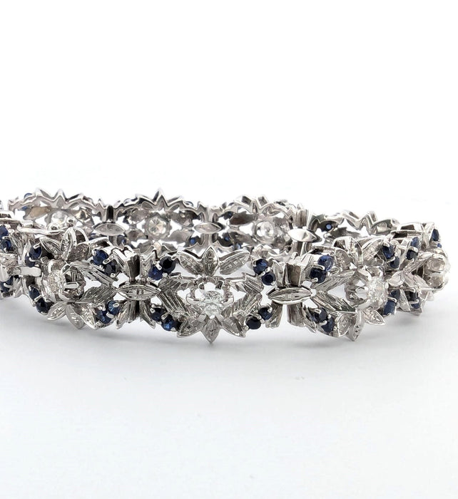 Bracelet Bracelet années 1950 en or blanc avec saphirs et diamants 58 Facettes