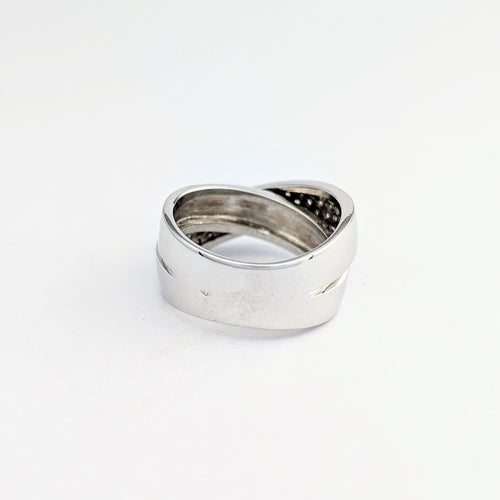 Bague 52 Bague en or blanc et diamants 58 Facettes 31893