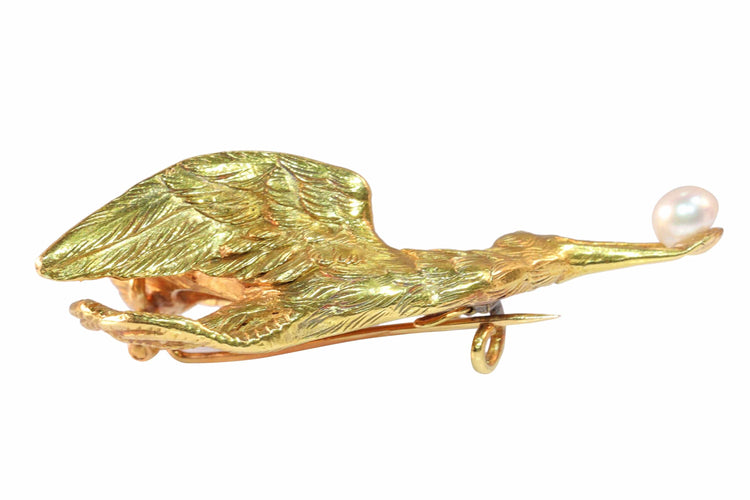 L'élégance en vol : la broche-pendentif cigogne victorienne