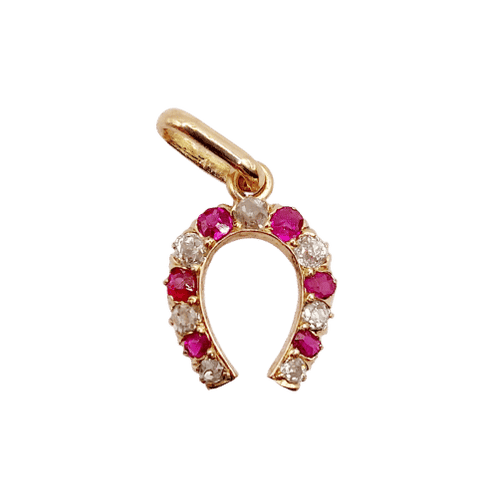 Pendentif Pendentif fer à cheval or rose, diamants et rubis (circa 1900) 58 Facettes A06034