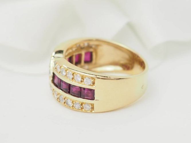 Bague 53 Bague en or jaune, diamants et rubis 58 Facettes 33456