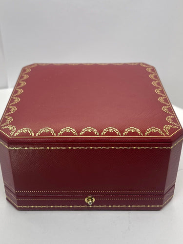 Bracelet Bracelet petit modèle Love Cartier or blanc et 10 diamants 58 Facettes 00056302