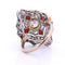 Bague 57 Bague en platine et or jaune avec corail et diamants 58 Facettes