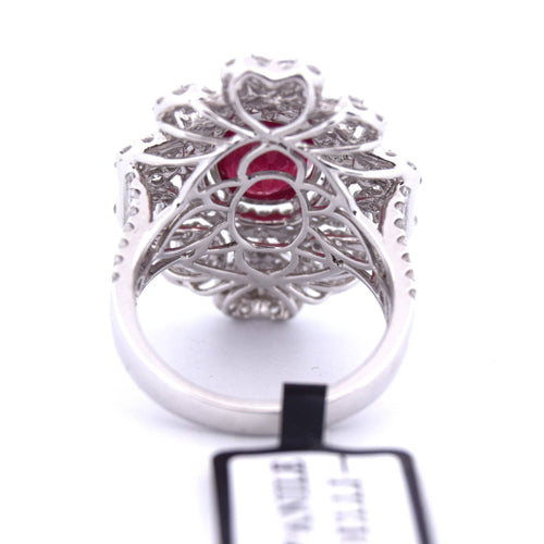 Bague 54 Bague en or blanc avec rubis, diamants et baguettes 58 Facettes