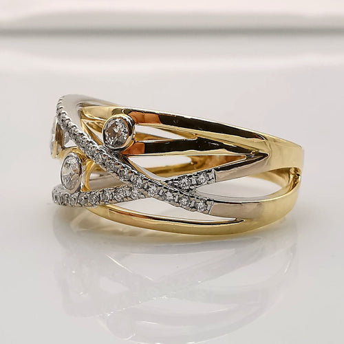 Bague 58 Bague or jaune et diamants 58 Facettes