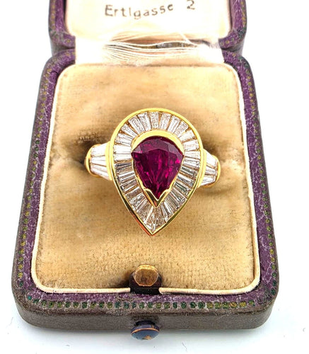 Bague 53 Bague en or jaune avec rubis et diamants 58 Facettes