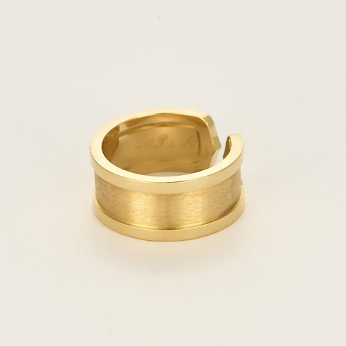 Bague 57 Cartier Bague C de Cartier en Or jaune 18k 58 Facettes GU292-1
