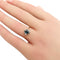 Bague 53 Bague or jaune, saphir et diamants 58 Facettes