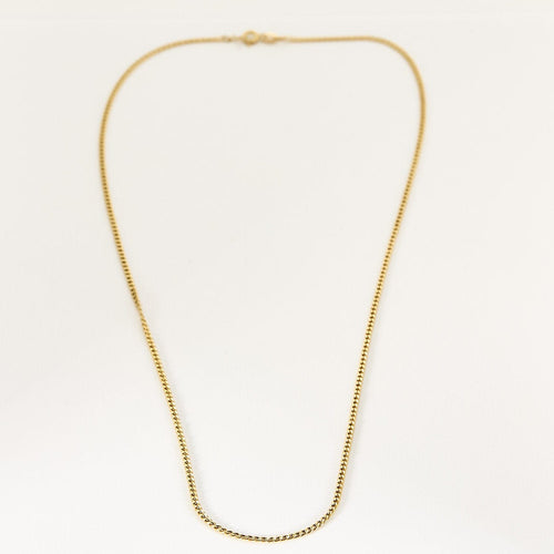 Chaîne en or jaune à maille forçat