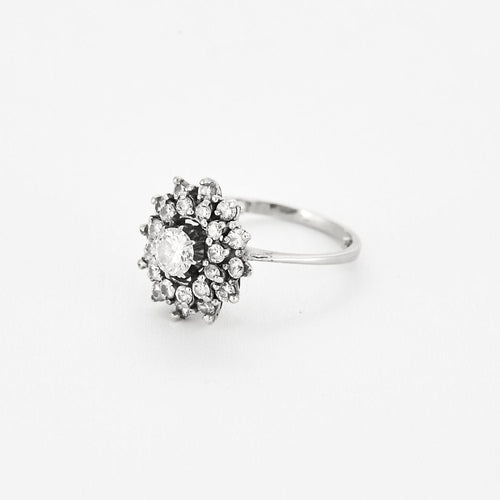 Bague 52,5 Bague pompadour or blanc et diamants 58 Facettes B250311