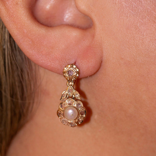 Boucles d'oreilles Boucles d'oreilles FLEUR originales 1810 avec Diamants 58 Facettes D361020JC