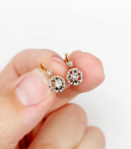 Boucles d'oreilles Dormeuses or jaune, diamants taille ancienne et diamant taille rose (circa 1900) 58 Facettes A05647