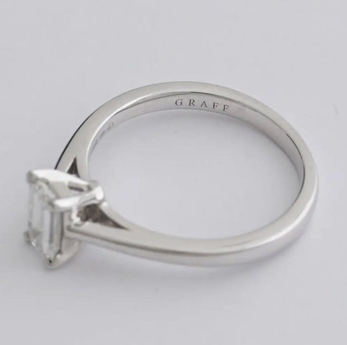 Bague 50 Bague de fiançailles GRAFF, « Paragon » avec diamant émeraude GIA 0,50 carat F/VVS1 58 Facettes